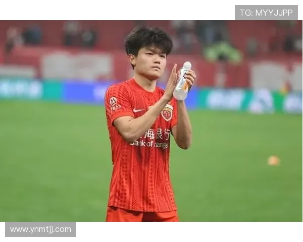 杨希中超首球助海港领先